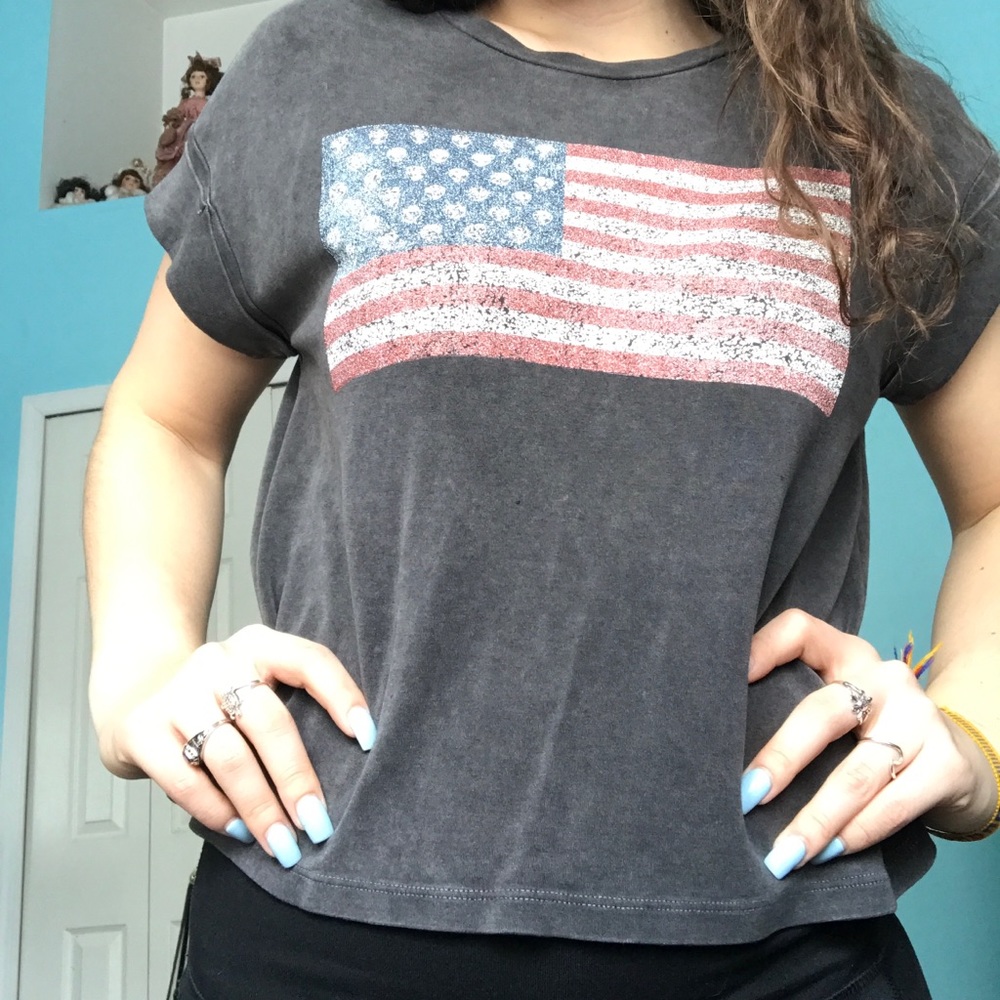 Brandy Melville Grey American flag crop top